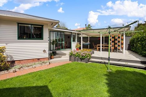 Photo of property in 1/22a Tomo Street, New Lynn, Auckland, 0600