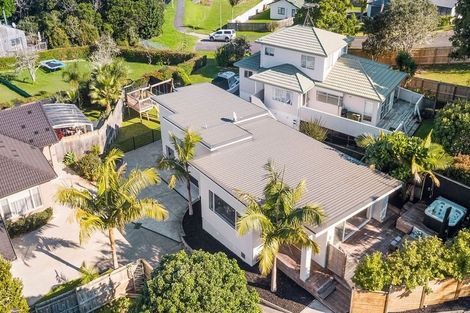 Photo of property in 265a Vipond Road, Stanmore Bay, Whangaparaoa, 0932