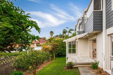 Photo of property in 45c Hyde Road, Rothesay Bay, Auckland, 0630