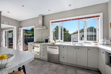 Photo of property in 21 Beaumont Avenue, Alicetown, Lower Hutt, 5010