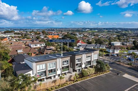 Photo of property in 4/4 Jutland Road, Hauraki, Auckland, 0622