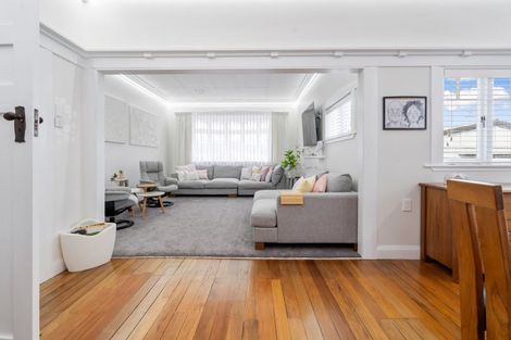 Photo of property in 16 Zealandia Street, Kensington, Whangarei, 0112