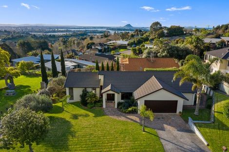 Photo of property in 10 Holcombrooke Lane, Welcome Bay, Tauranga, 3175