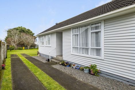 Photo of property in 67 Fairfield Road, Hawera, 4610