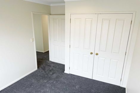 Photo of property in 19 San Bernadino Drive, Henderson, Auckland, 0612