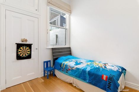 Photo of property in 9 Caroline Street, Mount Victoria, Wellington, 6011