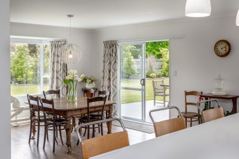 Photo of property in 83 Reading Street, Greytown, 5712