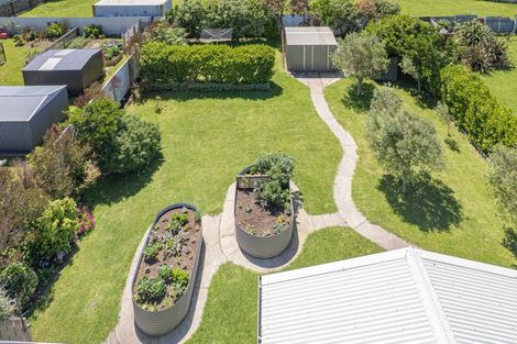 Photo of property in 16 Egmont Street, Patea, 4520