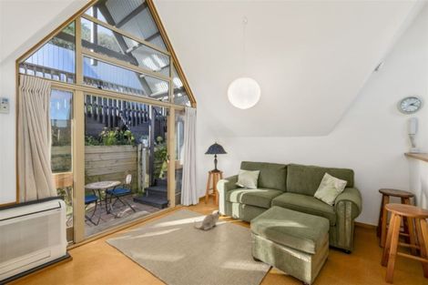 Photo of property in 83c Majoribanks Street, Mount Victoria, Wellington, 6011
