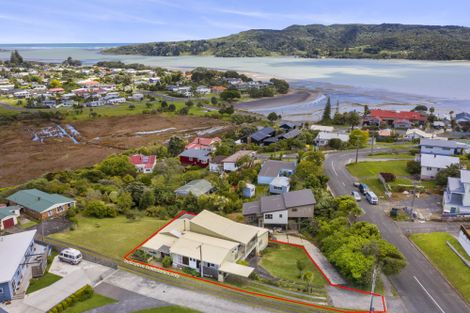 Photo of property in 7 Government Road, Raglan, 3225