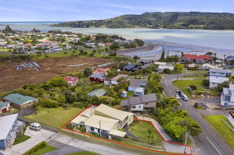 Photo of property in 7 Government Road, Raglan, 3225