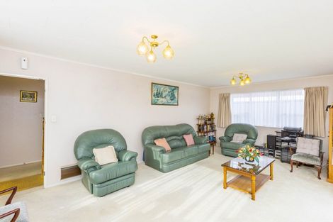 Photo of property in 8 Baltimore Crescent, Totara Park, Upper Hutt, 5018