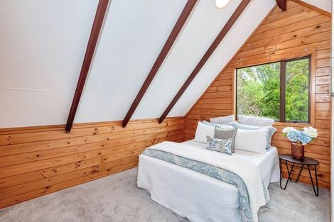 Photo of property in 1/21 Chablis Place, Henderson, Auckland, 0612