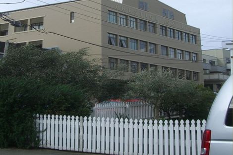 Photo of property in Pirie Street Townhouses, 28/35 Pirie Street, Mount Victoria, Wellington, 6011