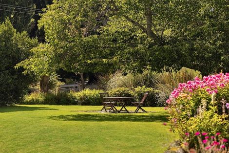 Photo of property in 570 Glenorchy-paradise Road, Glenorchy, 9372