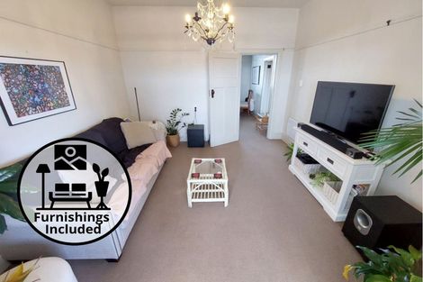 Photo of property in Devonport Apartments, 35/127 Saint Aubyn Street, New Plymouth, 4310