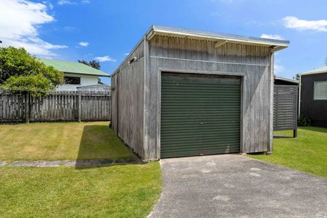 Photo of property in 104a The Square, Whangamata, 3620