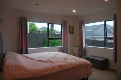 Photo of property in 14b Lesa Annis Place, Henderson, Auckland, 0612