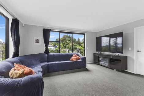Photo of property in 14 Discovery Place, Marfell, New Plymouth, 4310