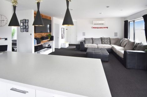 Photo of property in 15 Lakeland Avenue, Twizel, 7901