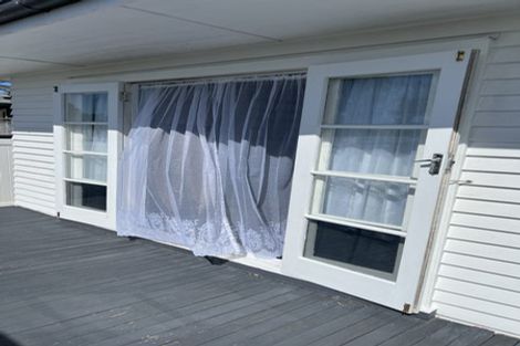 Photo of property in 73 Middle Road, Havelock North, 4130