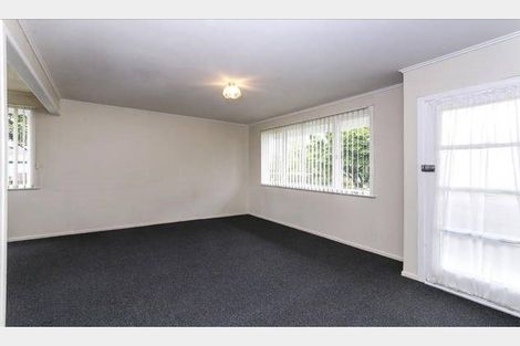 Photo of property in 67 Cobham Crescent, Kelston, Auckland, 0602