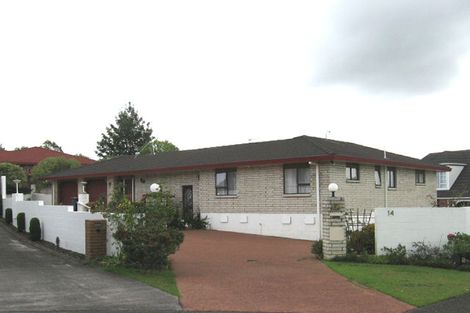 Photo of property in 14 Fernbird Place, Massey, Auckland, 0614