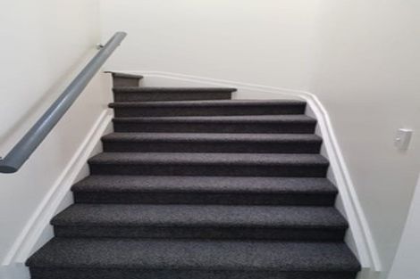 Photo of property in 4/3 Orwell Road, Greenhithe, Auckland, 0632