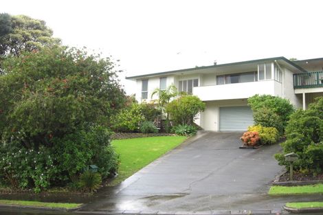 Photo of property in 2/3 Montressor Place, Howick, Auckland, 2014