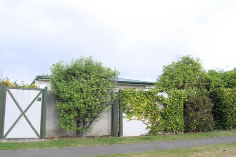 Photo of property in 15 Glamorgan Avenue, Tamatea, Napier, 4112
