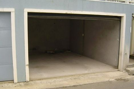 Photo of property in 5 Hanson Street, Mount Cook, Wellington, 6021