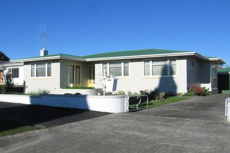 Photo of property in 22 Milton Street, Roslyn, Palmerston North, 4414