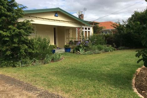 Photo of property in 20 Earlsworth Road, Mangere East, Auckland, 2024