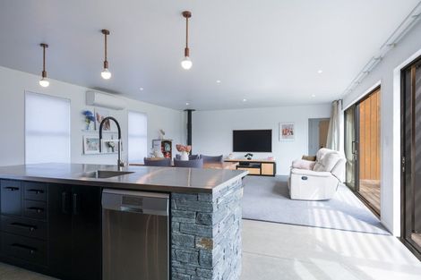 Photo of property in 12 Puketutu Grove, Motueka, 7120