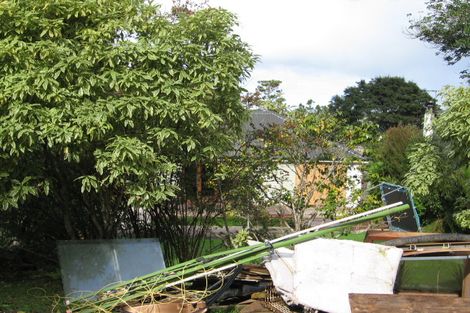 Photo of property in 4 Grovelands Way, Titirangi, Auckland, 0604