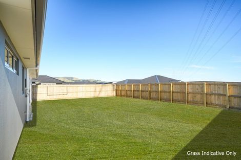 Photo of property in 49 Atlantic Drive, Fitzherbert, Palmerston North, 4410