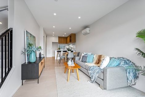 Photo of property in 4 Port Way, Rosehill, Papakura, 2113