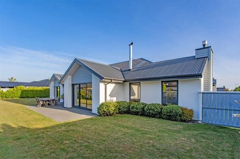 Photo of property in 9 Greenfield Mews, Rangiora, 7400