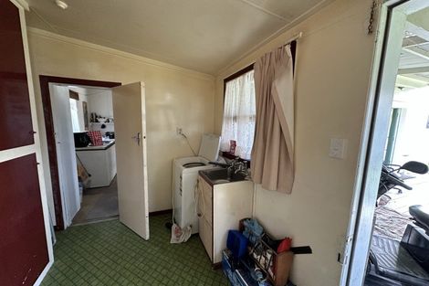 Photo of property in 26 York Street, Eltham, 4322