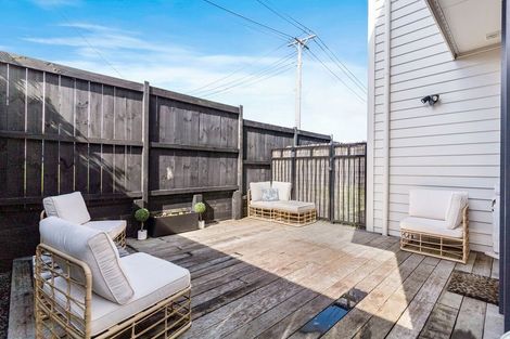 Photo of property in 29a Patons Road, Howick, Auckland, 2014