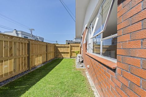 Photo of property in 29 Hine Street, New Plymouth, 4310
