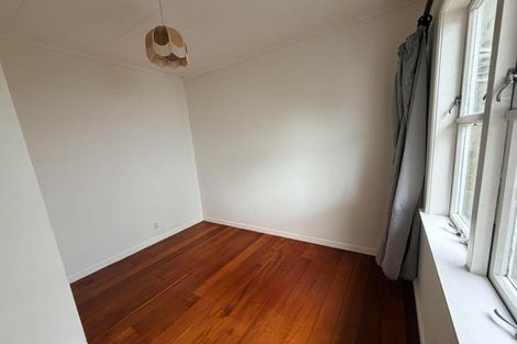 Photo of property in 106 Grafton Road, Roseneath, Wellington, 6011