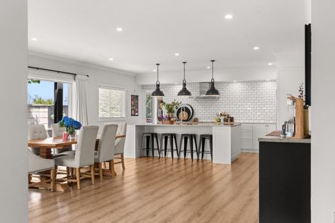 Photo of property in 11 Mcdonald Way, Lansdowne, Masterton, 5810