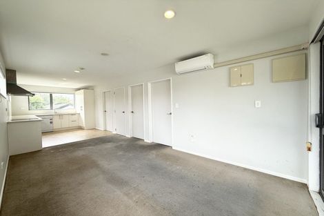 Photo of property in 16 Normandy Place, Henderson, Auckland, 0610