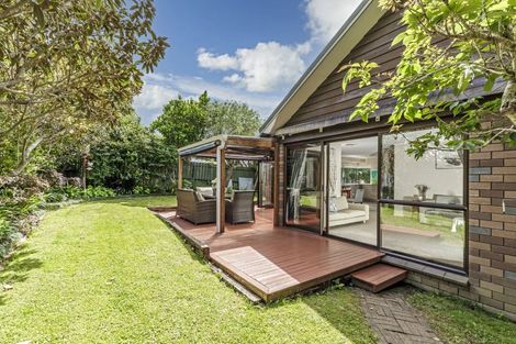 Photo of property in 2/15 Onepoto Road, Hauraki, Auckland, 0622