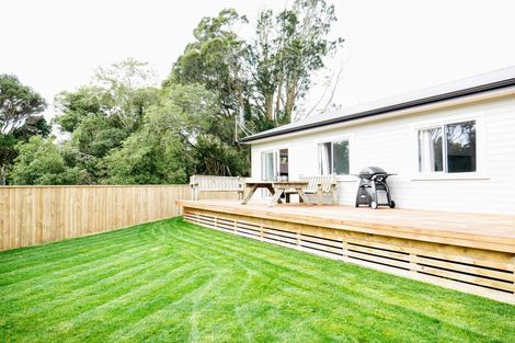 Photo of property in 8 Ngarue Place, Waitara, 4320
