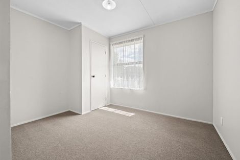 Photo of property in 4 Windleborn Lane, Melville, Hamilton, 3206