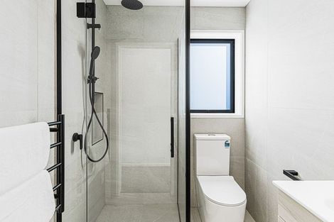 Photo of property in 19b Bradbury Road, Botany Downs, Auckland, 2010