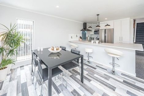 Photo of property in 13 Kamahi Street, Castlecliff, Whanganui, 4501