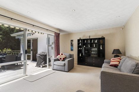 Photo of property in 14 Weldene Avenue, Glenfield, Auckland, 0629